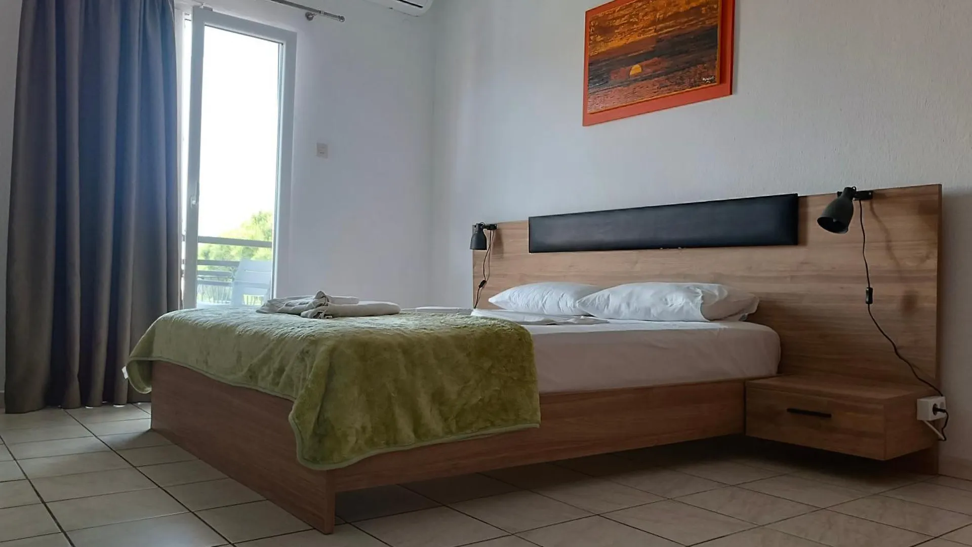 Eliza Studios And Apartments Pefkochori Greece