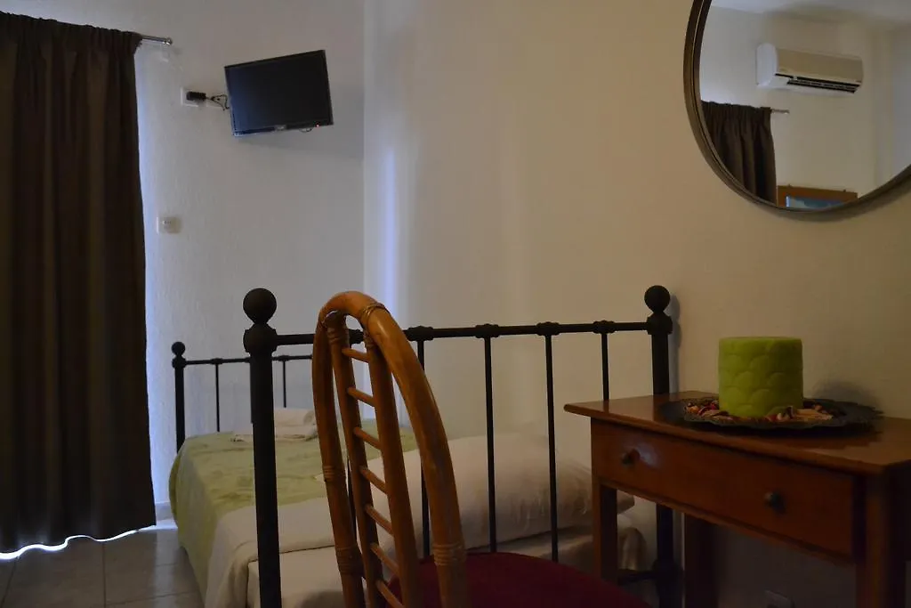 Eliza Studios And Apartments Πευκοχώρι